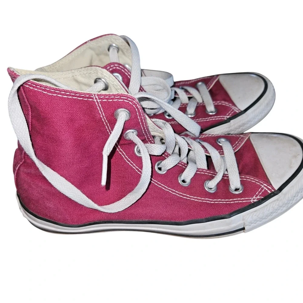 Converse step out